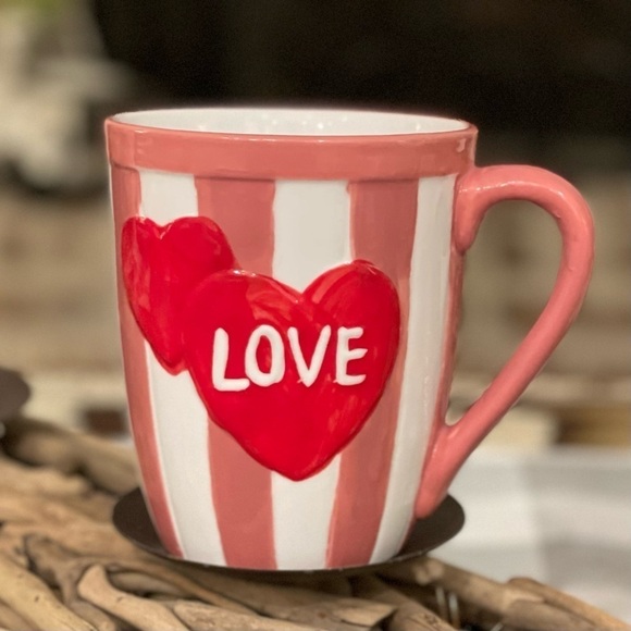 PAIR of 💞Valentine’s Day💞 “Love” Mugs - Picture 6 of 10